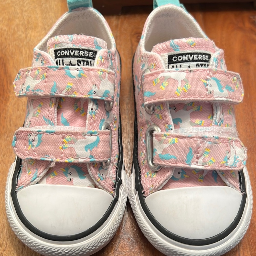 Converse | Unicorn Sneakers 🦄 | 5 (toddler)